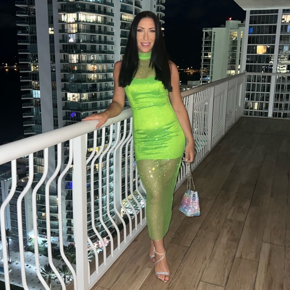 Meet your Posher, Angelica - Picture 1 of 2